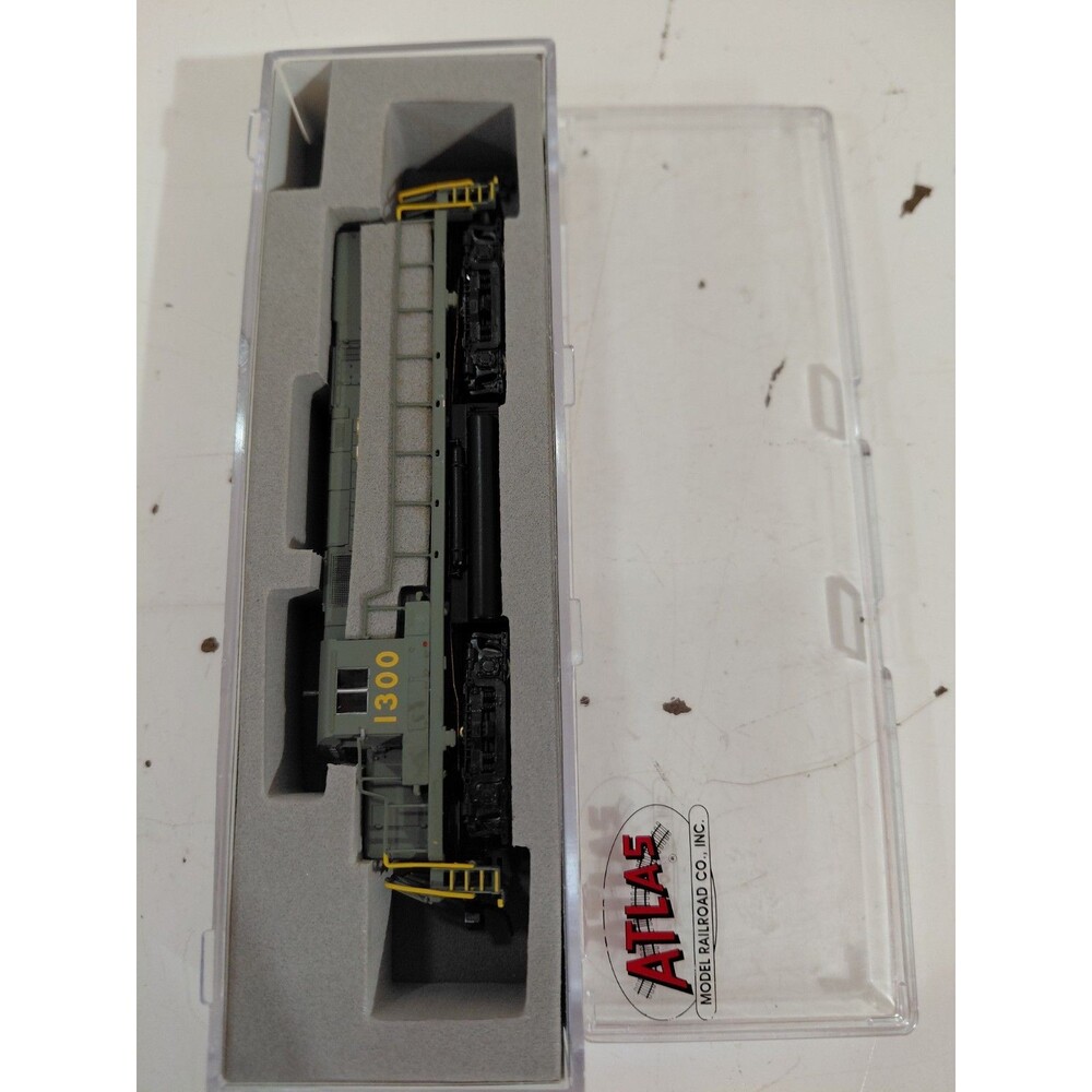 Atlas 40019 N Gauge Model Railroad Louisville Nashville C420 Diesel Engine 1300